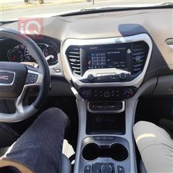 GMC Acadia